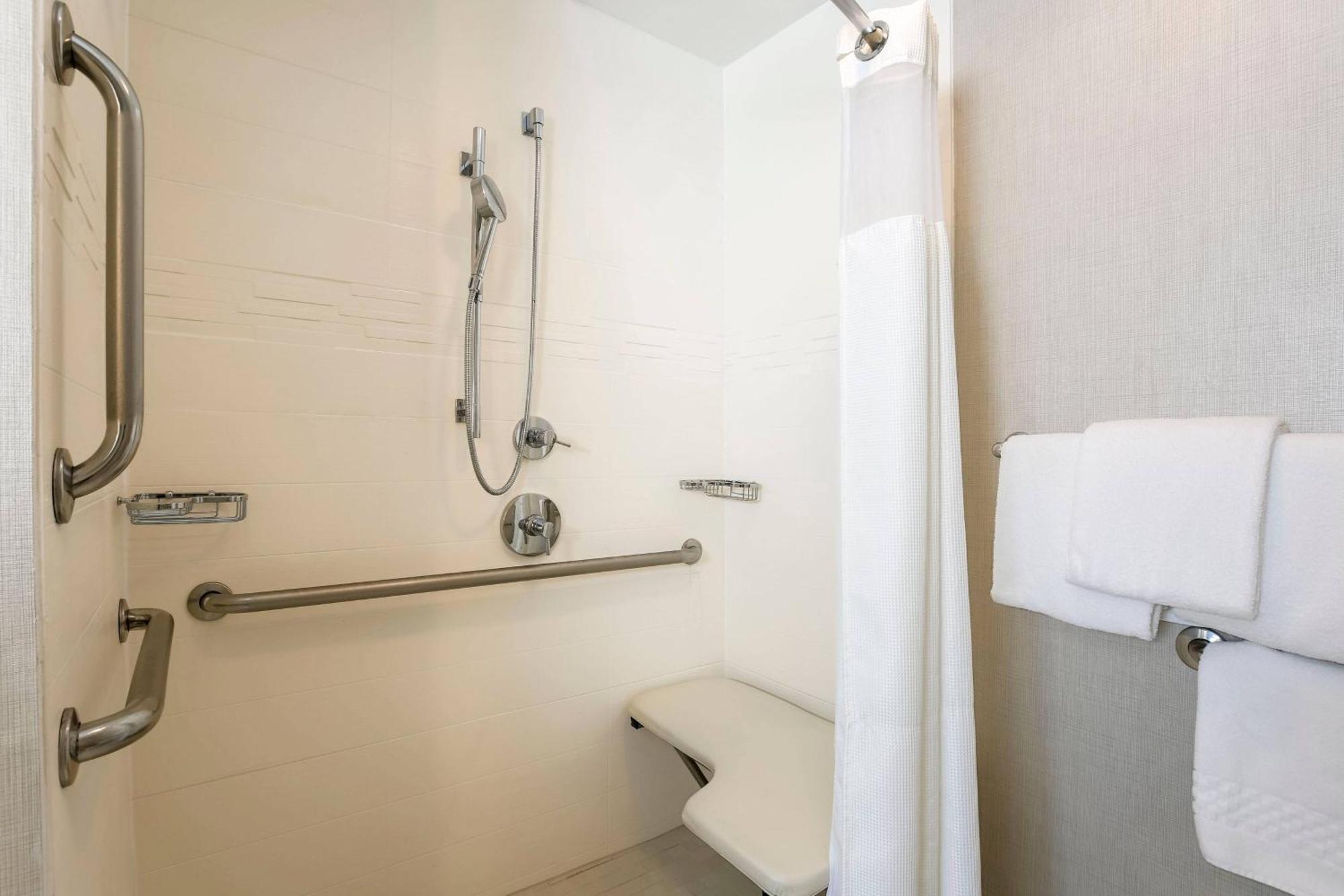 Residence Inn By Marriott Monroe Bagian luar foto